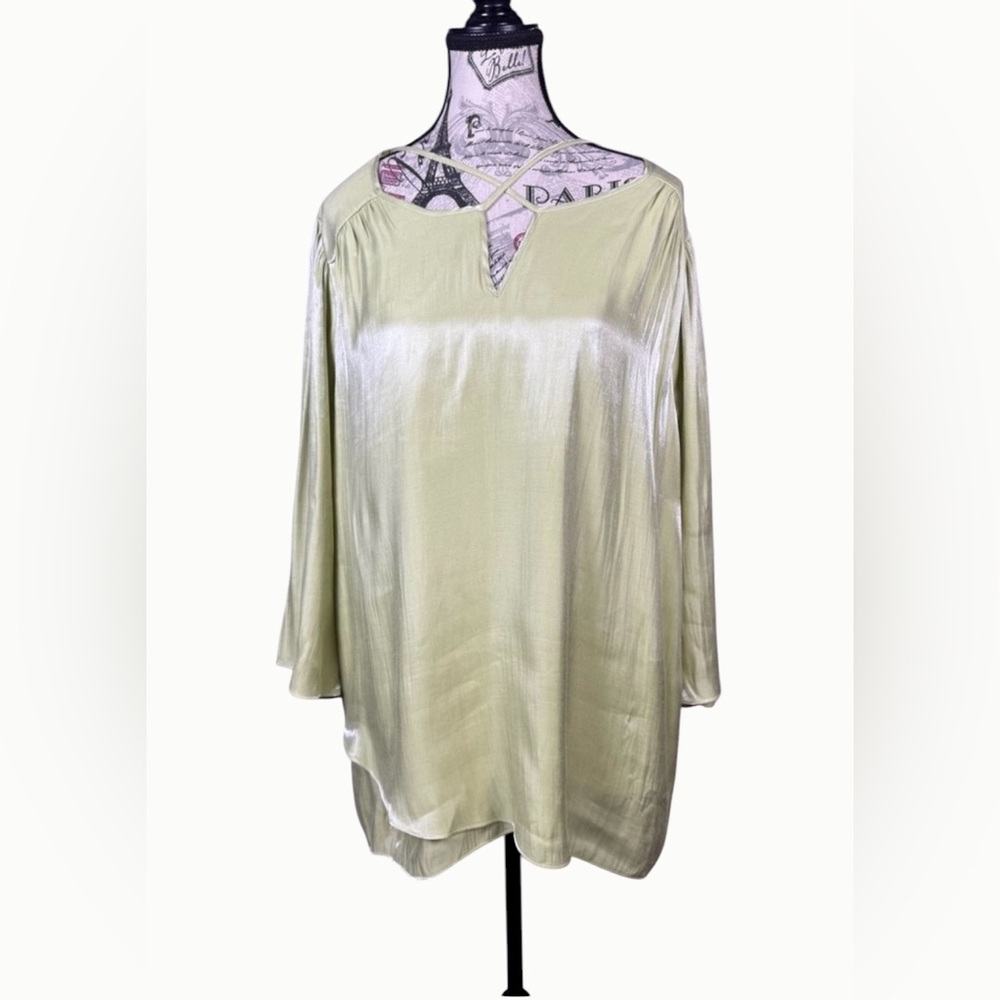 Cato (established 1946) Light Green Glamours Keyhole Neckline Plus size 18/20W